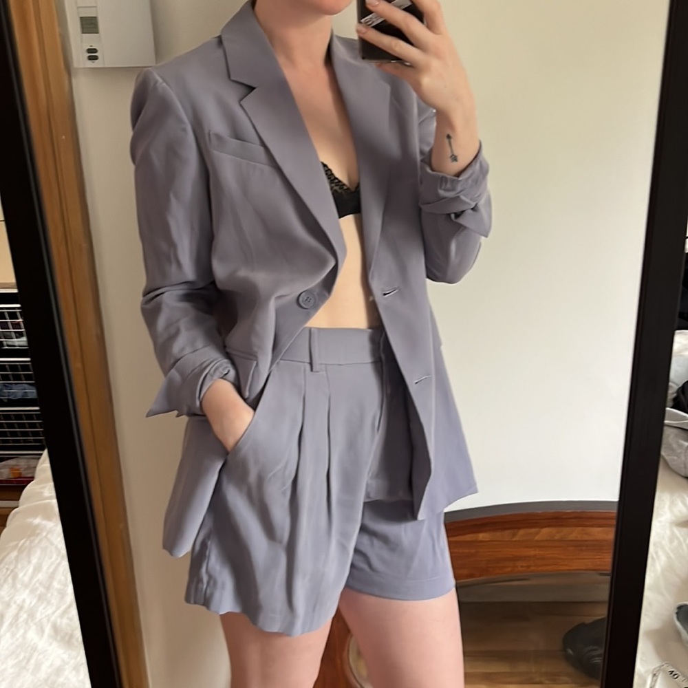 Dynamite lilac suit